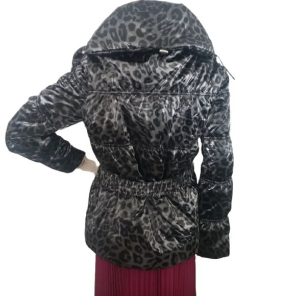 Shiny Animal Printed Gray/Black Belted  Puffy Jacket - Picture 2 of 12